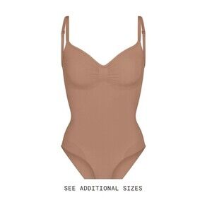 Skims seamless sculpting bodysuit brief size XXS